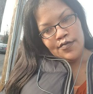 Meet your Posher, Tiara